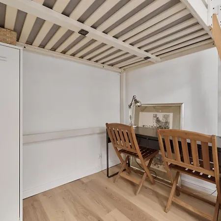 Cosy Studio With Mezzanine By Renters
